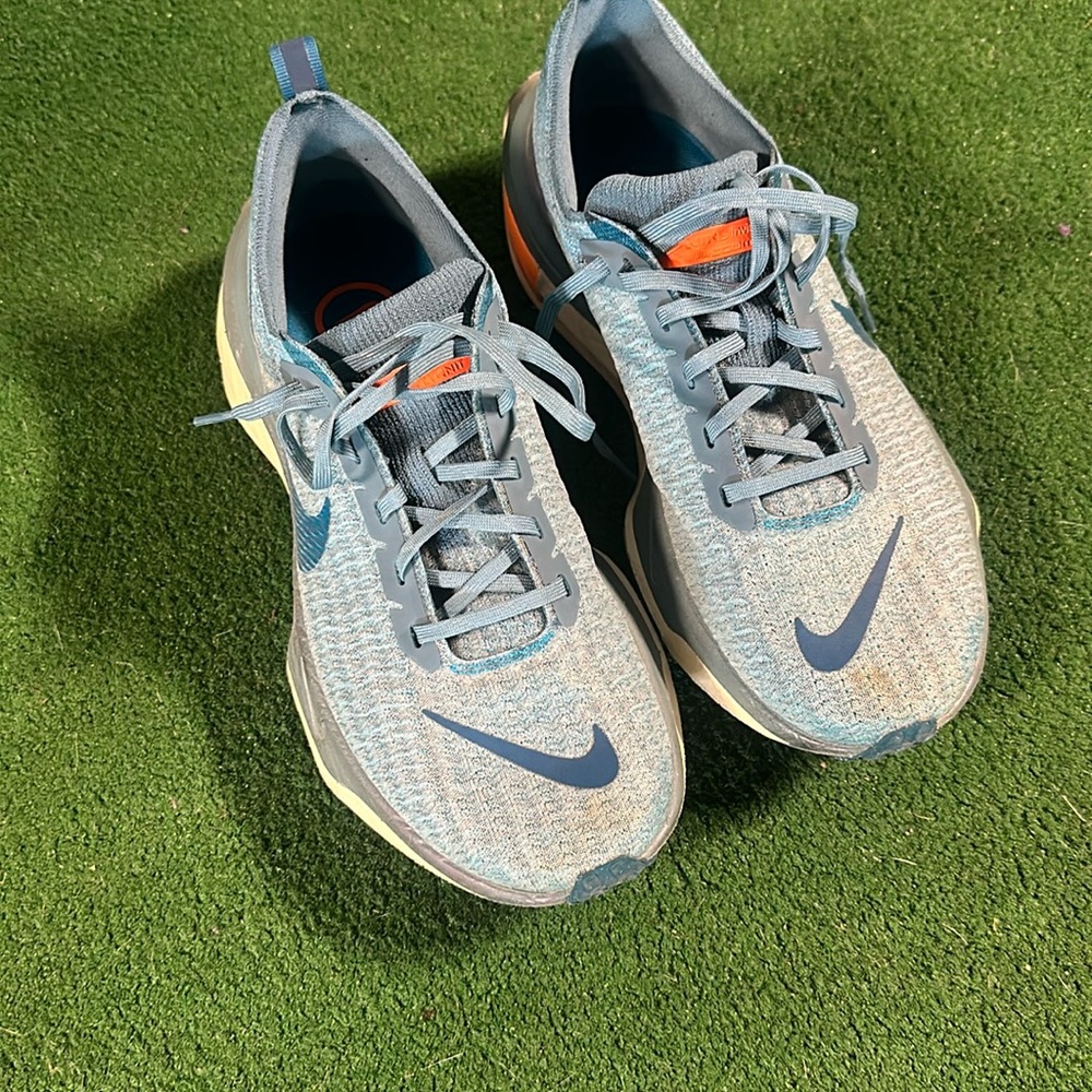 Men’s Nike Invincible 3 Flyknit Running Shoe 9.5